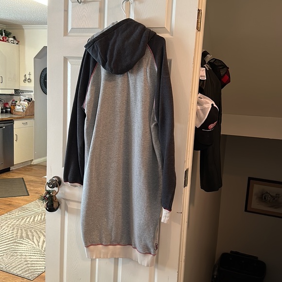 Long hoodie - Picture 4 of 5